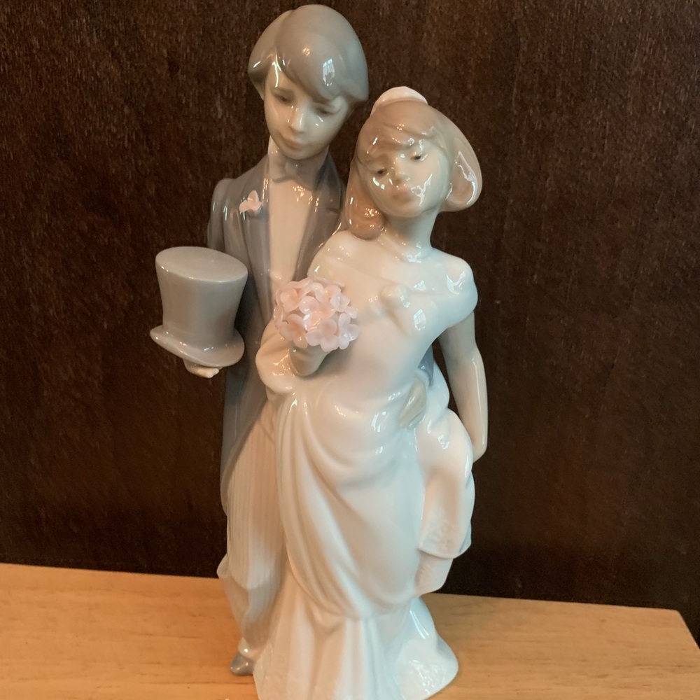 Lladro “Wedding Bells” cake topper